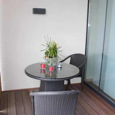 Zwenkauer アパート