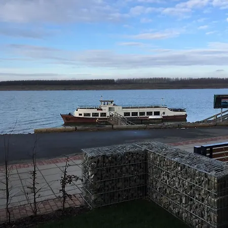 Zwenkauer アパート ツヴェンカウ